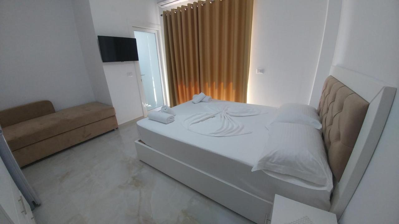 Hotel Zeka Ksamil Extérieur photo