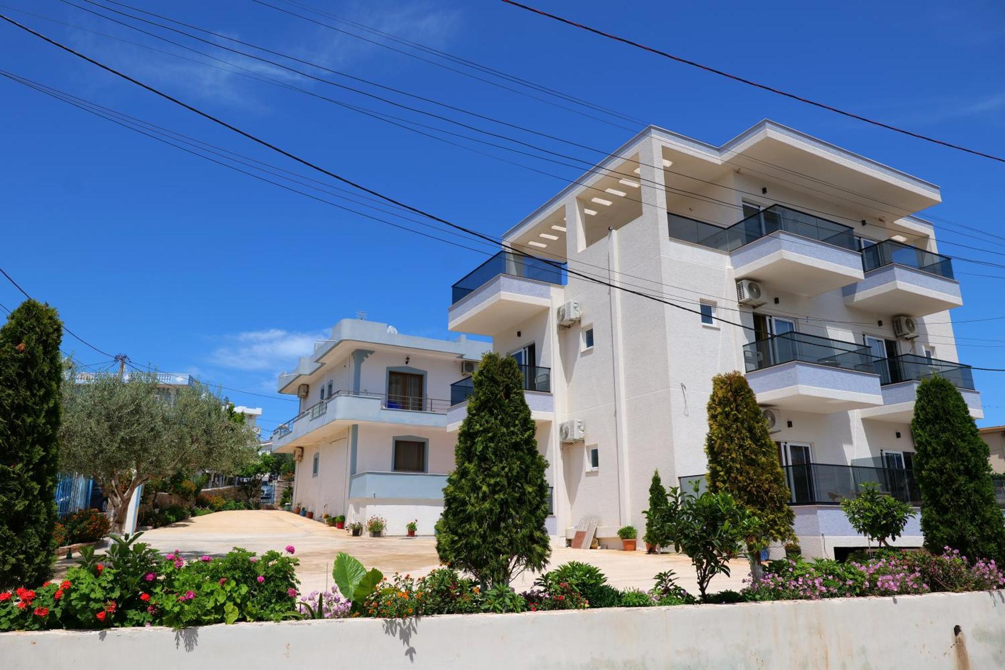 Hotel Zeka Ksamil Extérieur photo