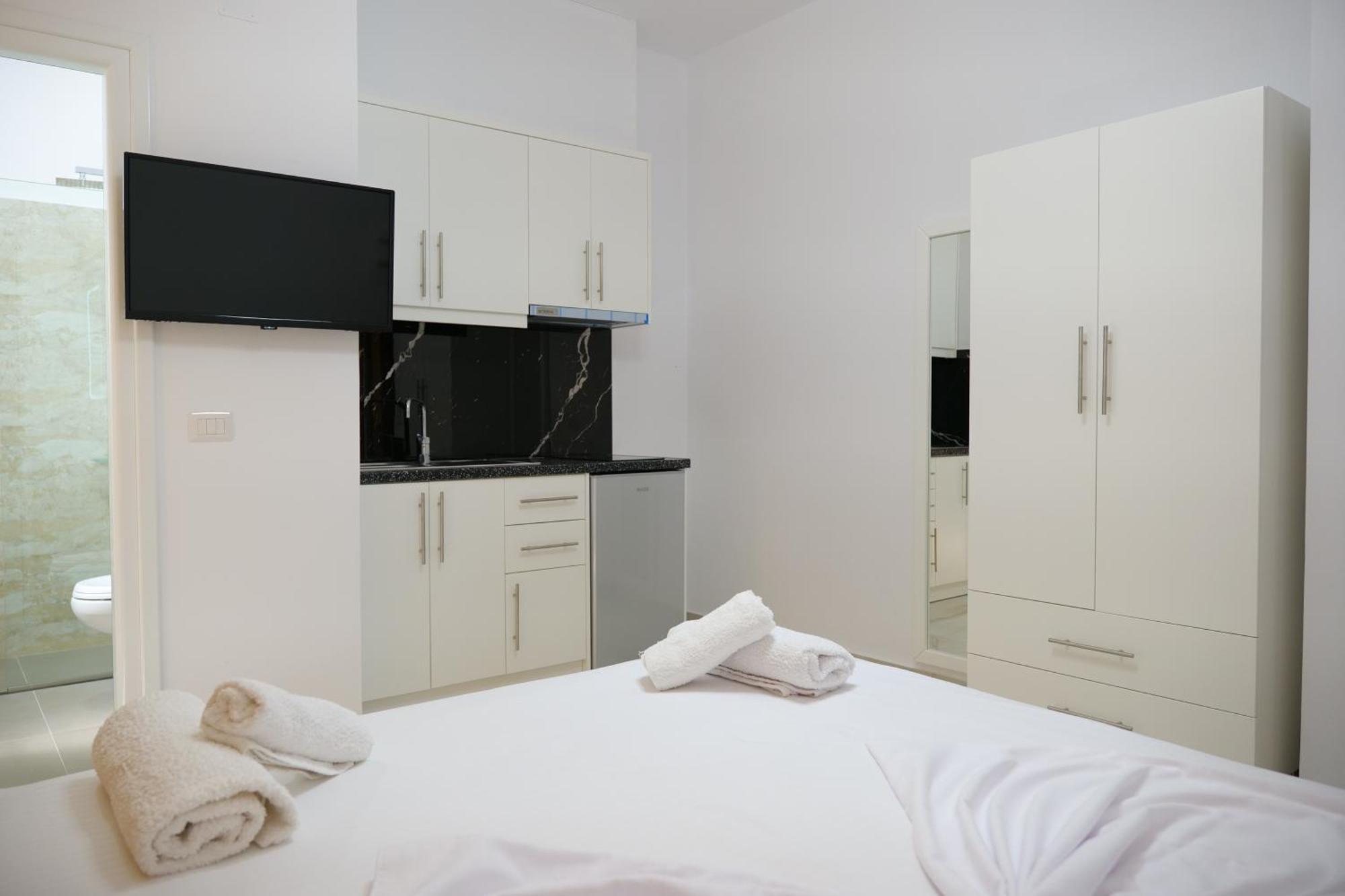 Hotel Zeka Ksamil Extérieur photo